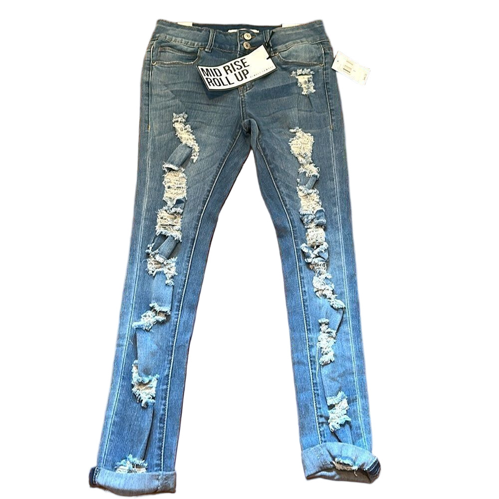 Almost Famous Mid Rise Roll Up Jeans Size 3
